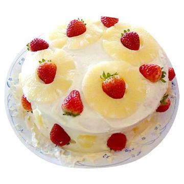 Pineapple Cake With Strawberry